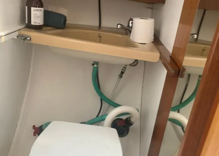 Vintage Sailboat Experience Botel Lissabon