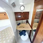 Vintage Sailboat Experience 리스본