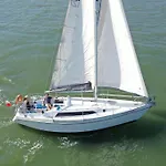 보트호텔 Vintage Sailboat Experience 리스본
