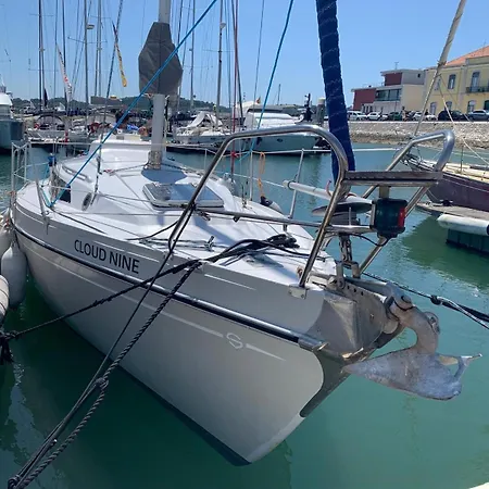 Vintage Sailboat Experience Lisbon