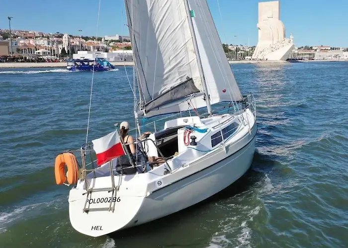 Vintage Sailboat Experience